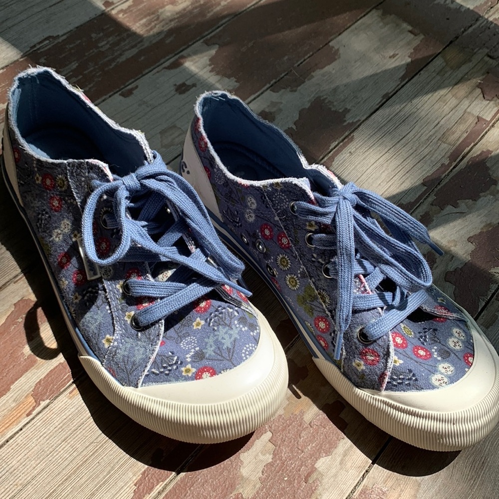 Rocket Dog blue floral sneakers